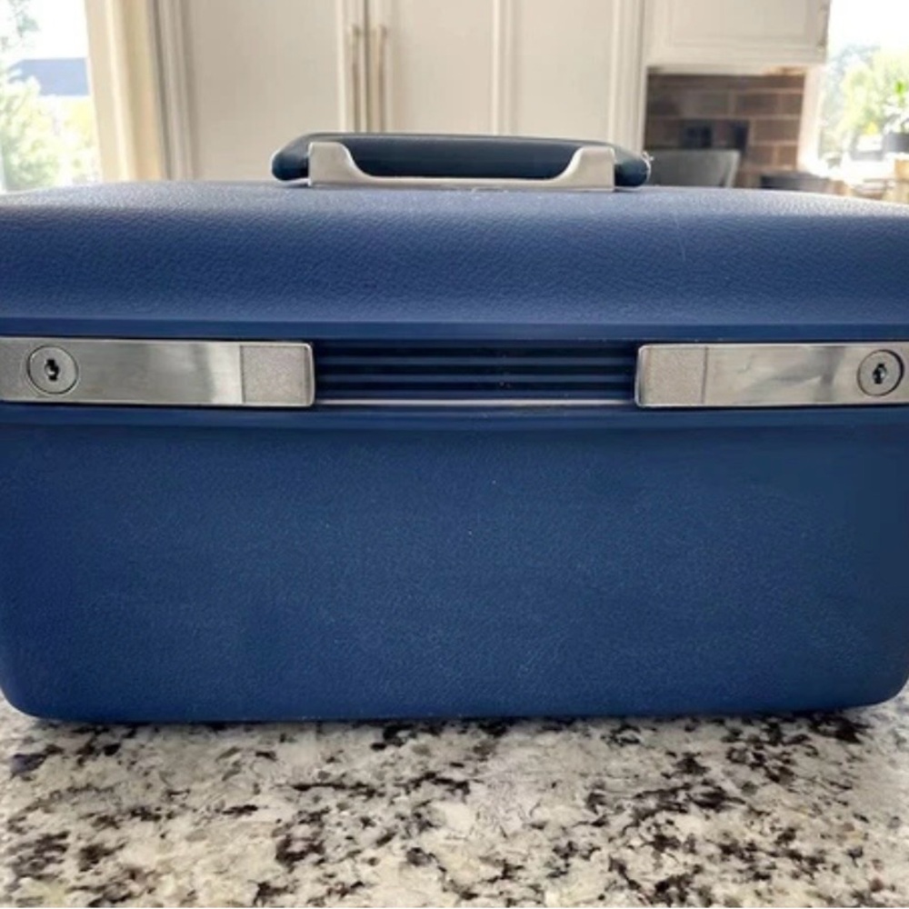 Vintage Blue Samsonite Concord Train Case / Makeup Carrie